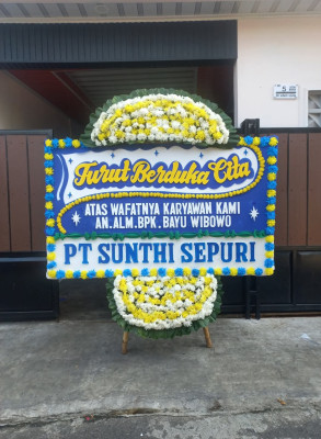Papan Bunga Duka di Kayan Hulu