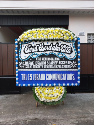 Papan Bunga Duka di Kayan Hulu